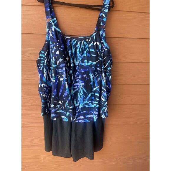 Swimsuits For All Women's Plus Size 30 Adjustable Strap Floral  NWT - Picture 1 of 9